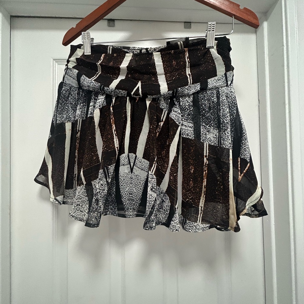 Astr Black and White Geometric Skater Skirt